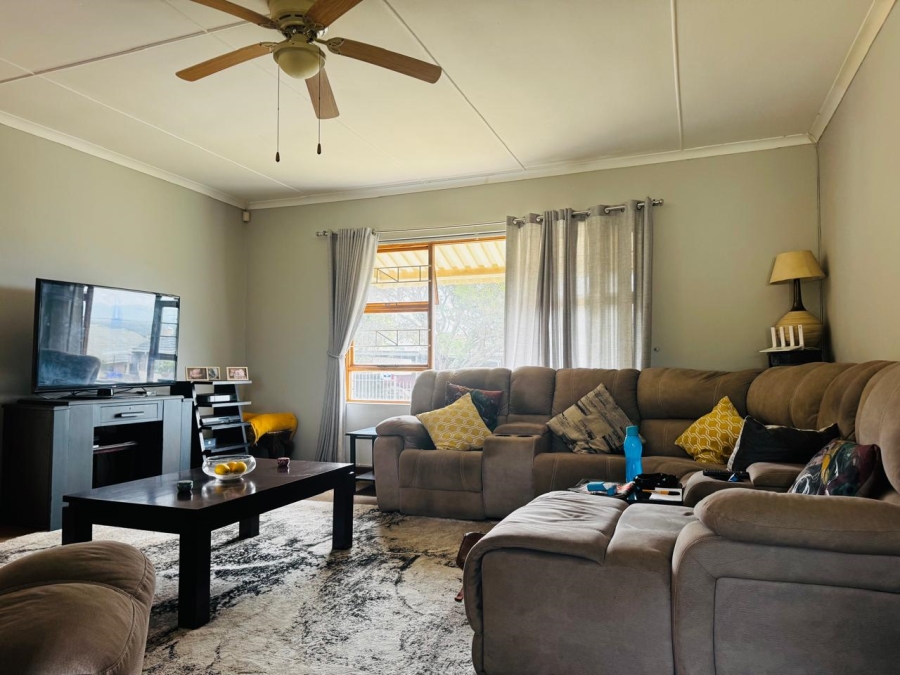 3 Bedroom Property for Sale in Wavecrest Eastern Cape